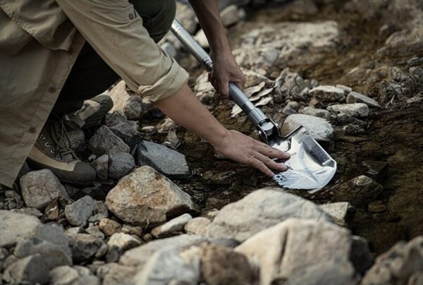 بیل نیچرهایک مدل Multifunctional Outdoor Shovel